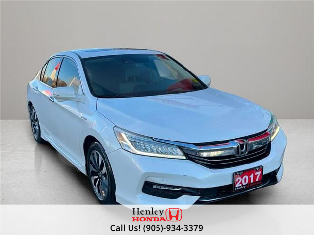 2017 Honda Accord Hybrid Touring (Stk: H22501B) in St. Catharines - Image 1 of 22