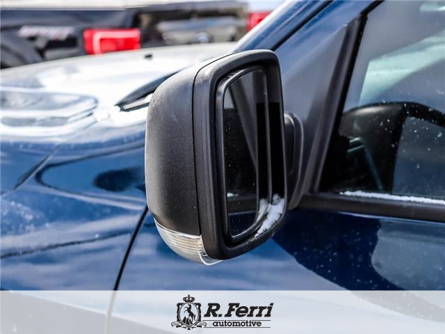 2022 RAM 1500 Classic SLT (Stk: T0230A) in Vaughan - Image 17 of 23