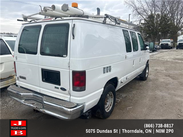 2010 Ford E-350 Super Duty Commercial (Stk: 8372) in Thordale - Image 2 of 4