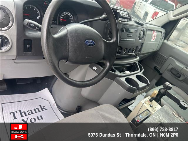 2010 Ford E-350 Super Duty Commercial (Stk: 8372) in Thordale - Image 3 of 4