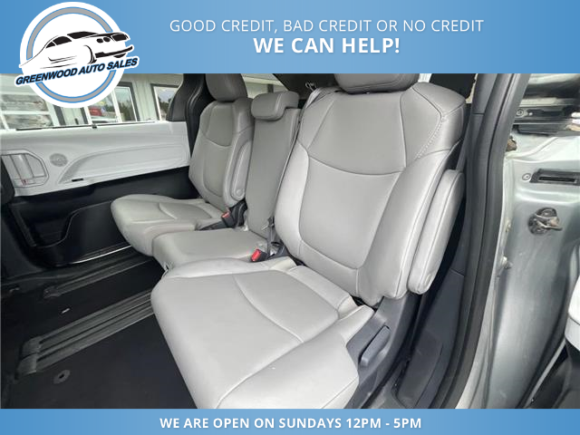 2025 Toyota Sienna XLE 8-Passenger (Stk: 25-234720) in Greenwood - Image 9 of 25