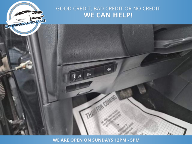 2024 Toyota Corolla Cross LE (Stk: 24-094245) in Greenwood - Image 14 of 18