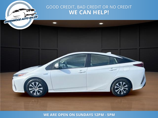 2022 Toyota Prius Prime Upgrade (Stk: 22-223530) in Greenwood - Image 2 of 23
