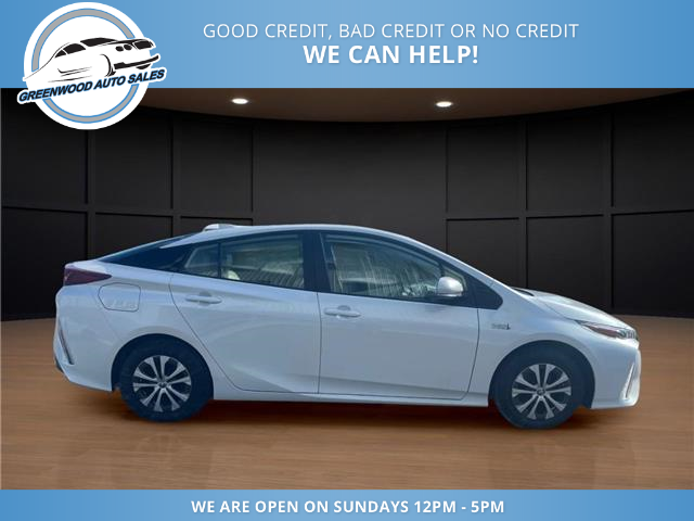 2022 Toyota Prius Prime Upgrade (Stk: 22-223530) in Greenwood - Image 5 of 23
