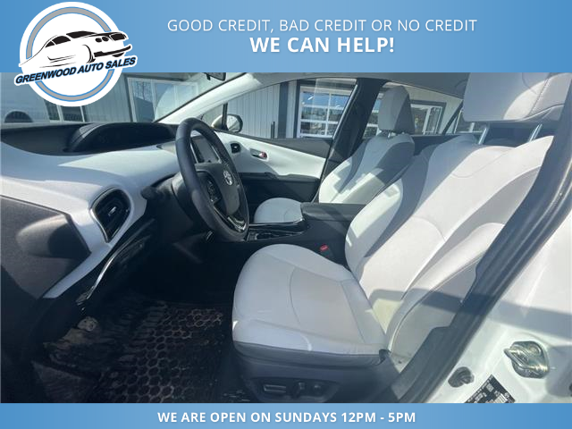 2022 Toyota Prius Prime Upgrade (Stk: 22-223530) in Greenwood - Image 11 of 23