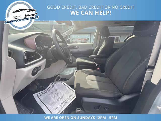 2023 Chrysler Grand Caravan SXT (Stk: 23-597736) in Greenwood - Image 9 of 22
