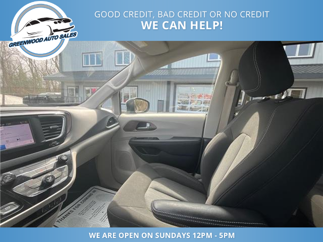 2023 Chrysler Grand Caravan SXT (Stk: 23-597736) in Greenwood - Image 10 of 22