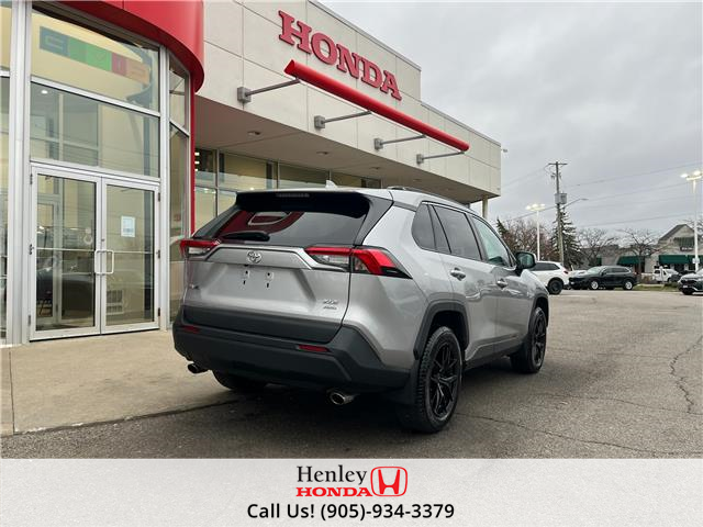 2021 Toyota RAV4 XLE (Stk: R12700) in St. Catharines - Image 11 of 12