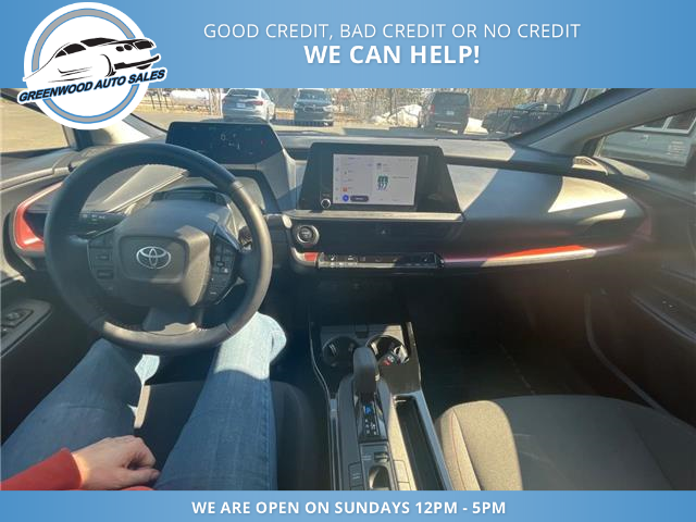 2025 Toyota Prius Plug-In Hybrid SE (Stk: 25-045767) in Greenwood - Image 9 of 19