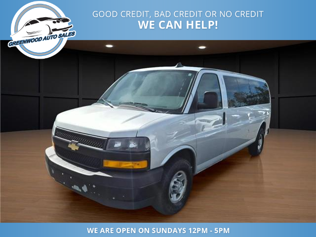 2022 Chevrolet Express 3500 LS (Stk: 22-199472) in Greenwood - Image 1 of 14