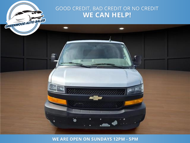 2022 Chevrolet Express 3500 LS (Stk: 22-199472) in Greenwood - Image 2 of 14
