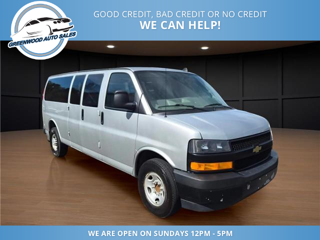 2022 Chevrolet Express 3500 LS (Stk: 22-199472) in Greenwood - Image 3 of 14
