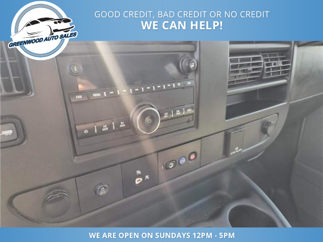 2022 Chevrolet Express 3500 LS (Stk: 22-199472) in Greenwood - Image 13 of 14