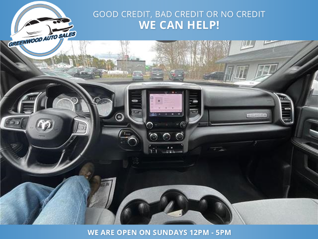 2024 RAM 3500 Big Horn (Stk: 24-414230) in Greenwood - Image 11 of 21