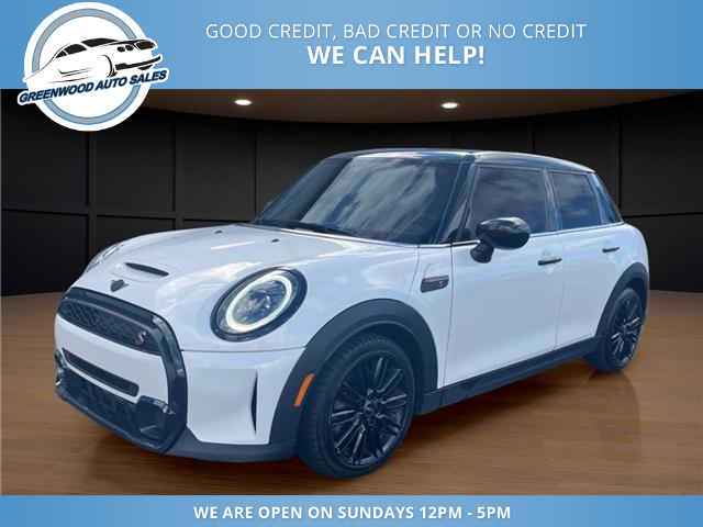 2024 MINI 5 Door Cooper S (Stk: 24-V26104) in Greenwood - Image 1 of 23