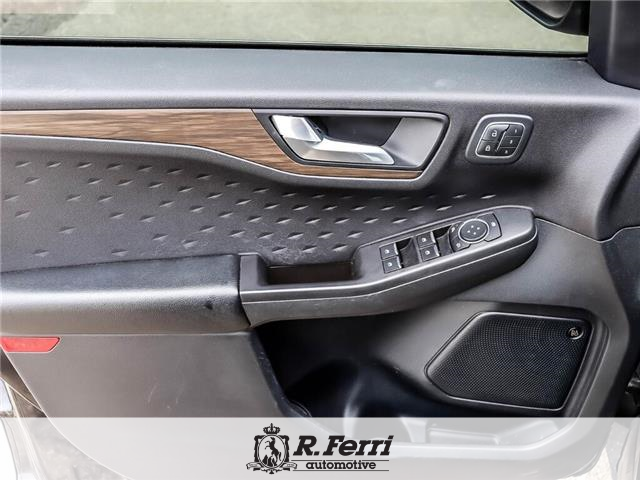 2020 Ford Escape Titanium (Stk: P9458A) in Vaughan - Image 8 of 45 2020 Ford Escape Titanium (Stk: P9458A) in Vaughan - Image 8 of 45