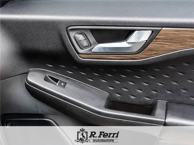 2020 Ford Escape Titanium (Stk: P9458A) in Vaughan - Image 17 of 45 2020 Ford Escape Titanium (Stk: P9458A) in Vaughan - Image 17 of 45