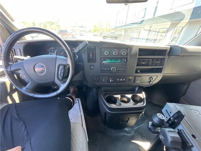 2020 GMC Savana 3500 Work Van (Stk: 20-119357) in Greenwood - Image 11 of 16