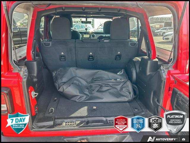 2021 Jeep Wrangler Unlimited Sahara (Stk: P7300) in Oakville - Image 11 of 24