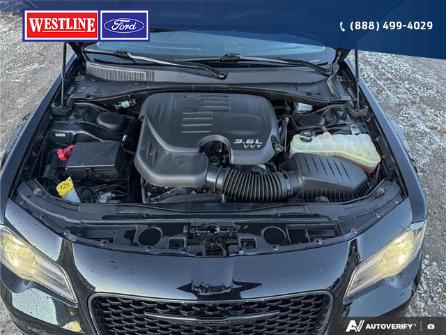 2022 Chrysler 300 Touring L (Stk: PO2351A) in Dawson Creek - Image 10 of 25