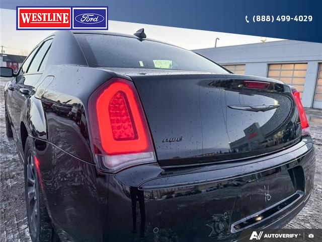 2022 Chrysler 300 Touring L (Stk: PO2351A) in Dawson Creek - Image 11 of 25