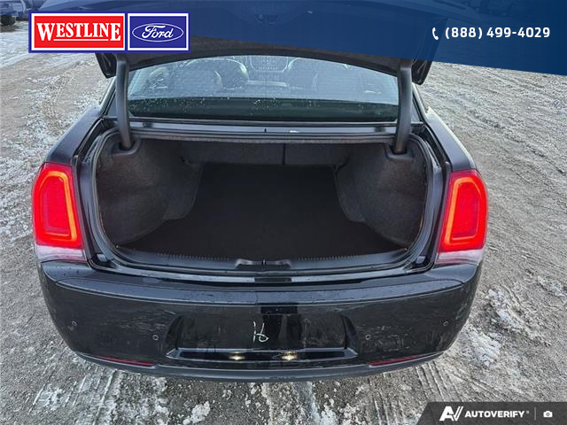 2022 Chrysler 300 Touring L (Stk: PO2351A) in Dawson Creek - Image 12 of 25