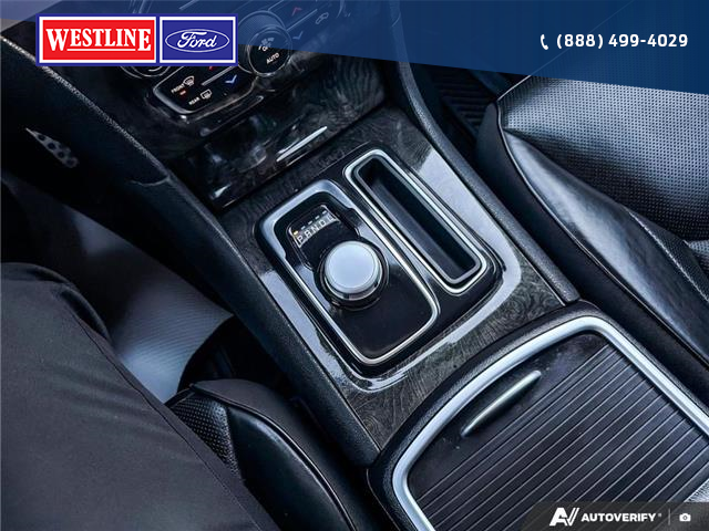 2022 Chrysler 300 Touring L (Stk: PO2351A) in Dawson Creek - Image 18 of 25