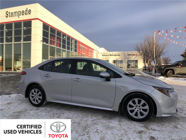 2021 Toyota Corolla LE (Stk: 9838A) in Calgary - Image 1 of 21