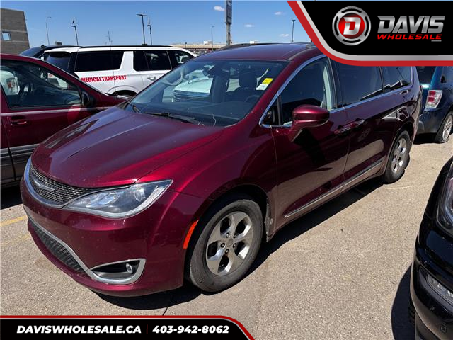 2017 Chrysler Pacifica Touring-L Plus (Stk: 15455) in Lethbridge - Image 1 of 2