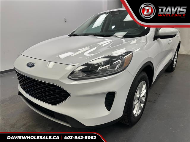 2020 Ford Escape SE (Stk: 15475) in Lethbridge - Image 1 of 19