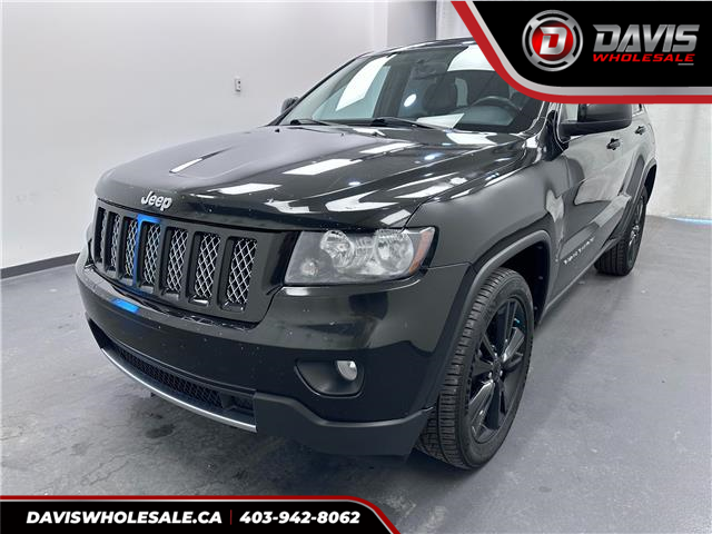 2012 Jeep Grand Cherokee Laredo (Stk: 15525) in Lethbridge - Image 1 of 20