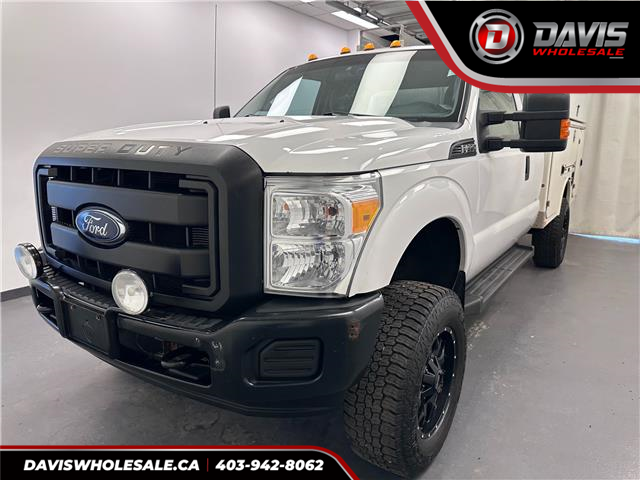 2015 Ford F-350 Chassis XLT (Stk: 15174) in Lethbridge - Image 1 of 19