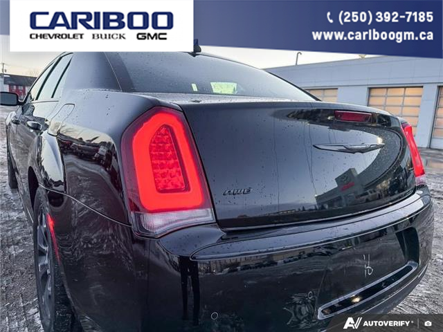 2022 Chrysler 300 Touring L (Stk: PO2351A) in Dawson Creek - Image 11 of 25