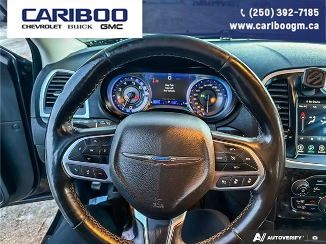 2022 Chrysler 300 Touring L (Stk: PO2351A) in Dawson Creek - Image 14 of 25
