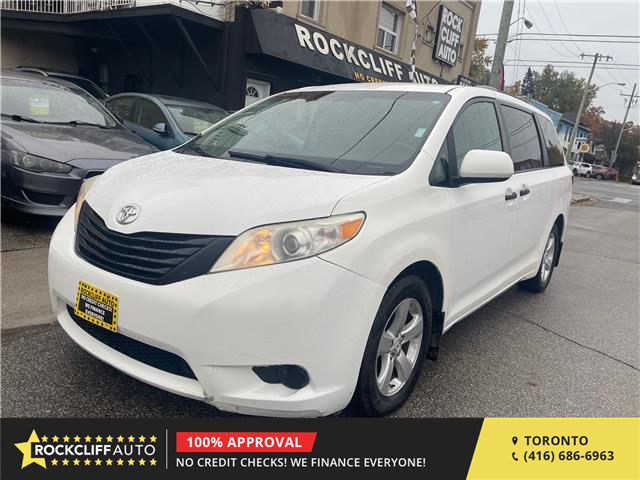 2017 Toyota Sienna LE 8 Passenger Other with 170,161km at $21,950