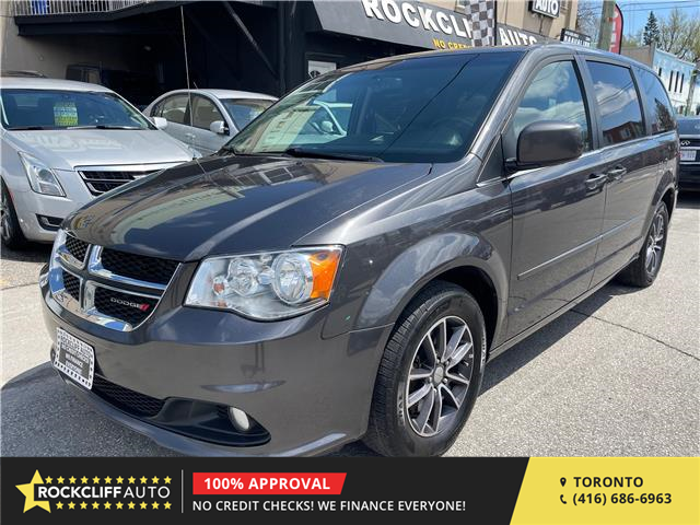 2016 Dodge Grand Caravan SE/SXT (Stk: D146310) in Scarborough - Image 1 of 21