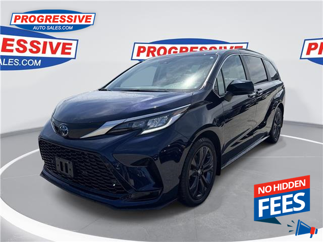 2022 Toyota Sienna XSE 7-Passenger (Stk: NS131504T) in Sarnia - Image 1 of 18