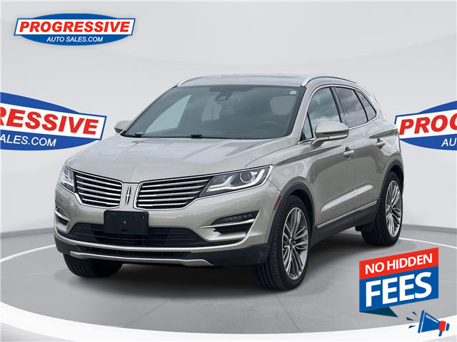 2015 Lincoln MKC Base (Stk: FUJ10473T) in Sarnia - Image 1 of 24