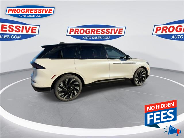 2024 Lincoln Nautilus Reserve (Stk: RJ870469) in Sarnia - Image 9 of 24