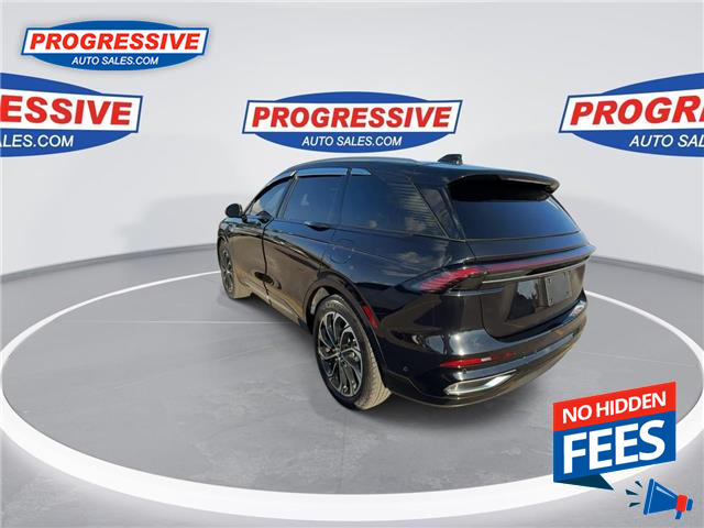 2024 Lincoln Nautilus Reserve (Stk: RJ827717) in Sarnia - Image 7 of 25