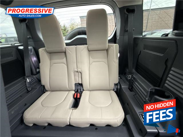 2024 Land Rover Defender P300 S (Stk: R2284818) in Sarnia - Image 24 of 27