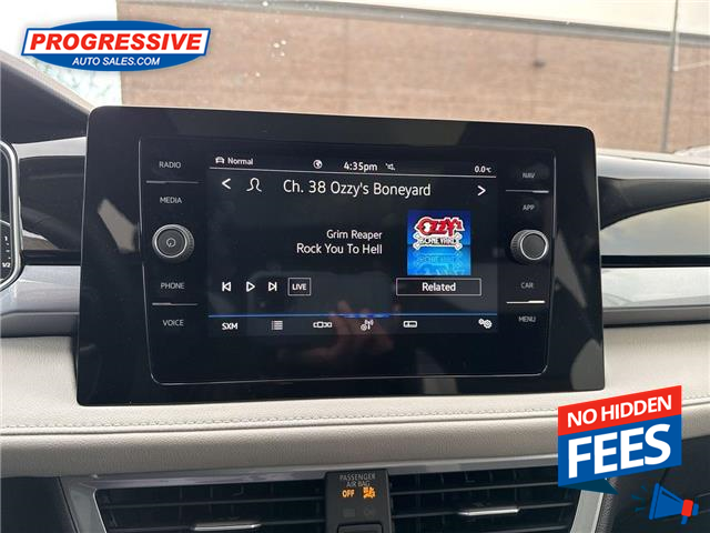 2025 Volkswagen Taos Highline (Stk: SM079983) in Sarnia - Image 17 of 26
