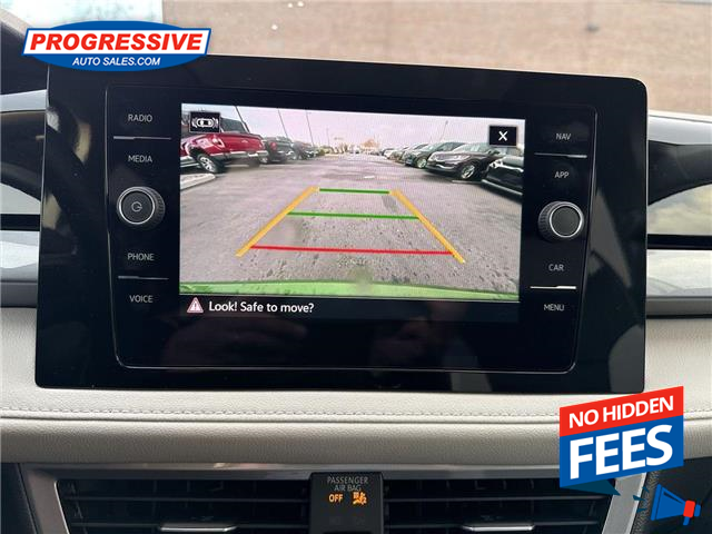 2025 Volkswagen Taos Highline (Stk: SM079983) in Sarnia - Image 18 of 26