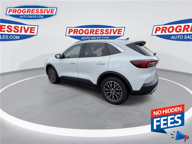 2023 Ford Escape PHEV (Stk: PUA48426) in Sarnia - Image 7 of 25