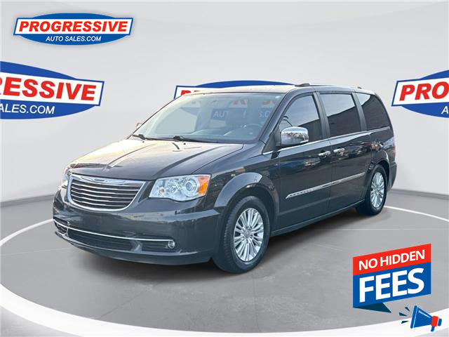 2015 Chrysler Town & Country Limited (Stk: FR532270P) in Sarnia - Image 1 of 23