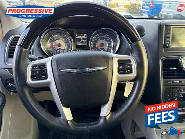 2015 Chrysler Town & Country Limited (Stk: FR532270P) in Sarnia - Image 15 of 23