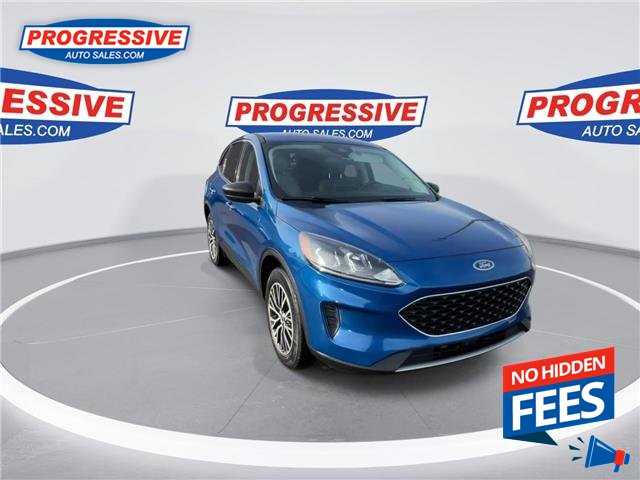 2022 Ford Escape PHEV SE (Stk: NUA20935) in Sarnia - Image 3 of 24