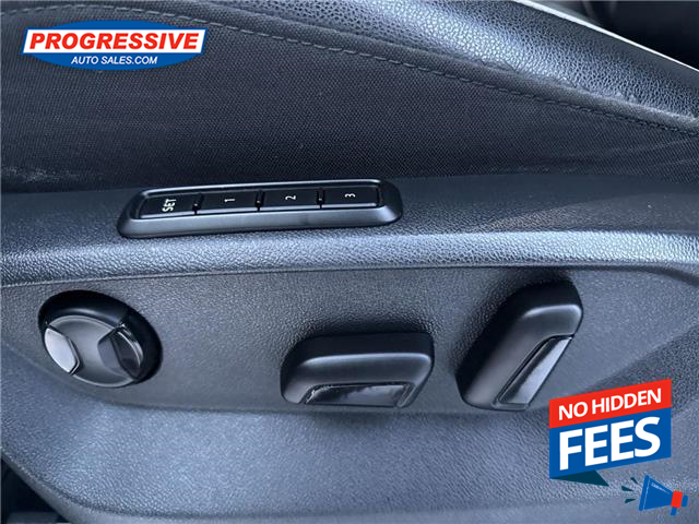 2019 Volkswagen Tiguan Highline (Stk: KM161043) in Sarnia - Image 12 of 25