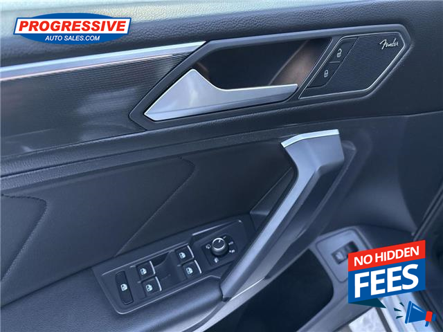 2019 Volkswagen Tiguan Highline (Stk: KM161043) in Sarnia - Image 13 of 25
