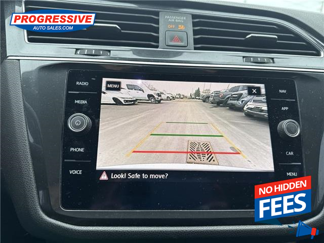 2019 Volkswagen Tiguan Highline (Stk: KM161043) in Sarnia - Image 17 of 25